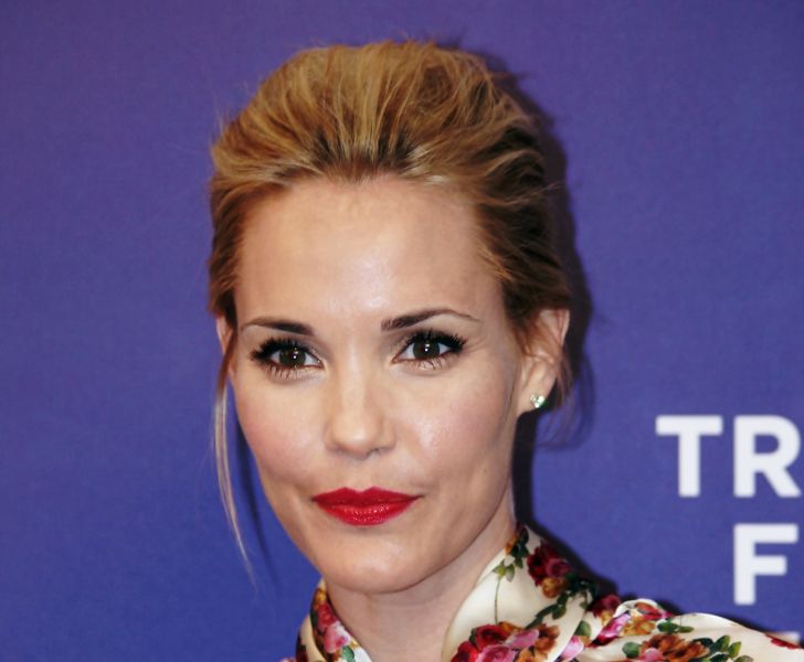 Who is "Iron Man 2" & "Jupiter's Legacy" Actress Leslie Bibb; Partner of Sam Rockwell? Her Age, Height & Net Worth